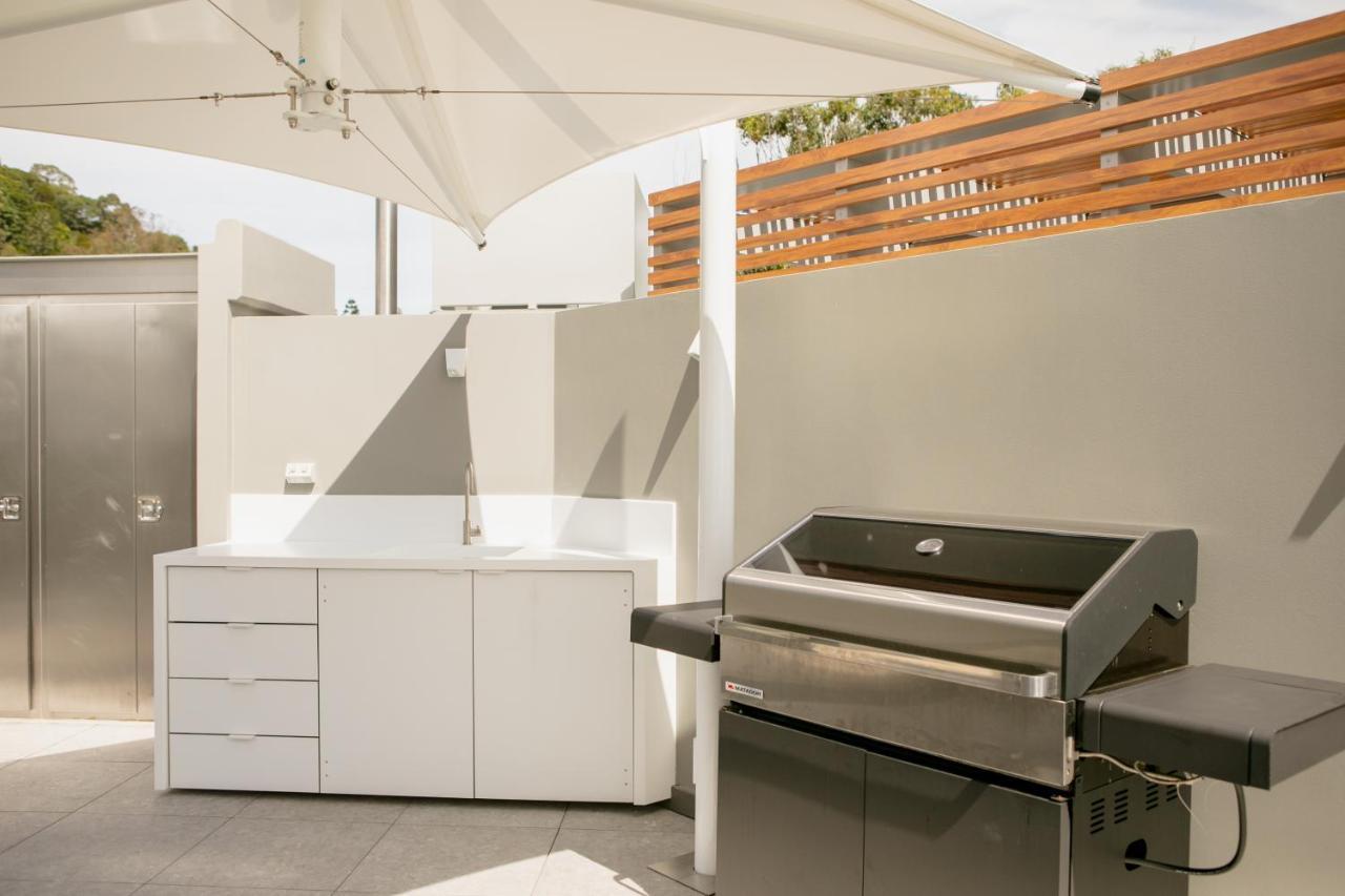 Netanya Noosa Beachfront Resort Kültér fotó