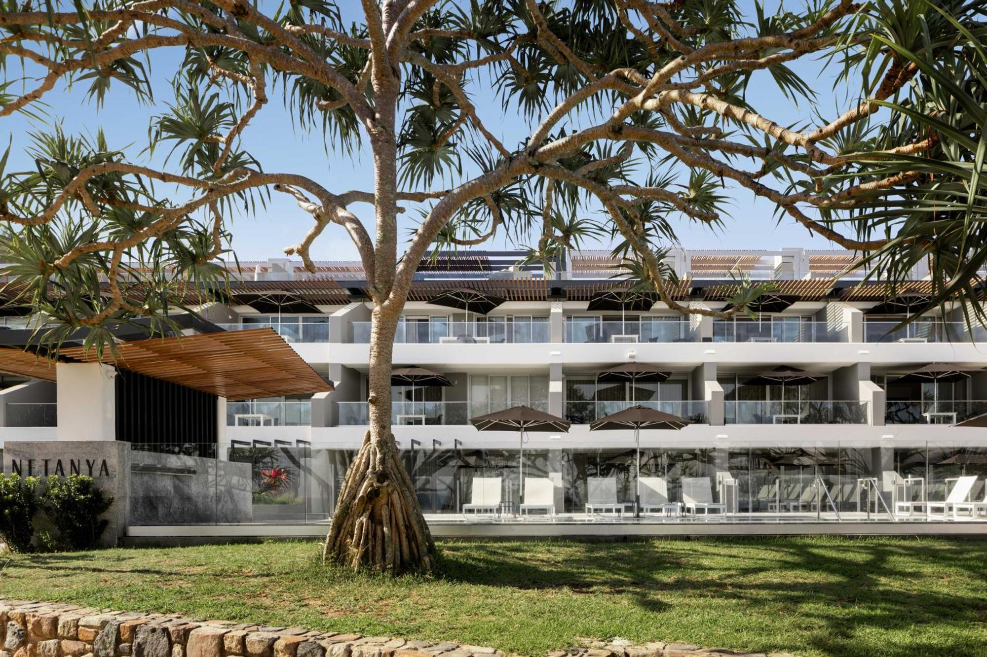 Netanya Noosa Beachfront Resort Kültér fotó
