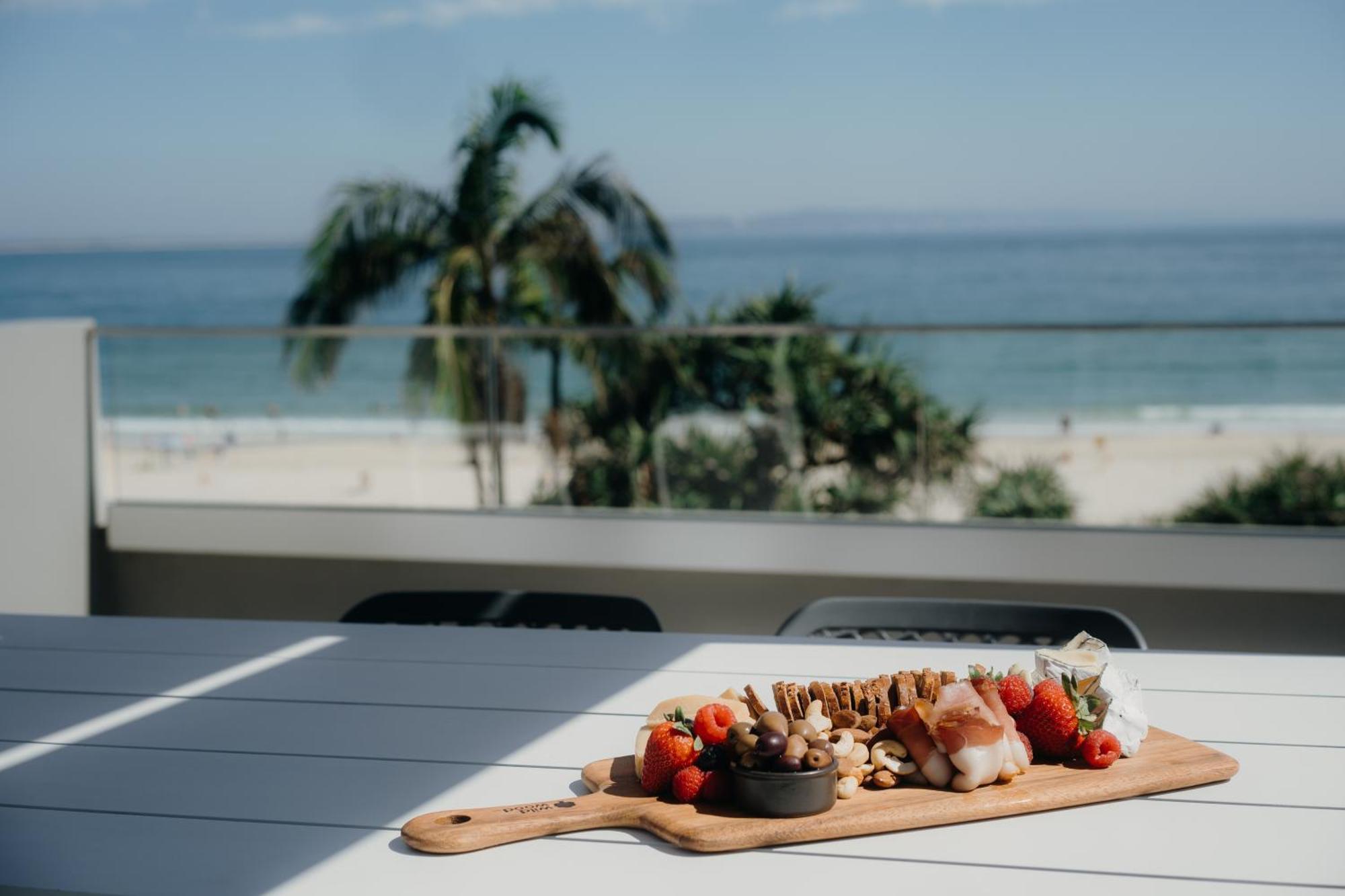 Netanya Noosa Beachfront Resort Kültér fotó