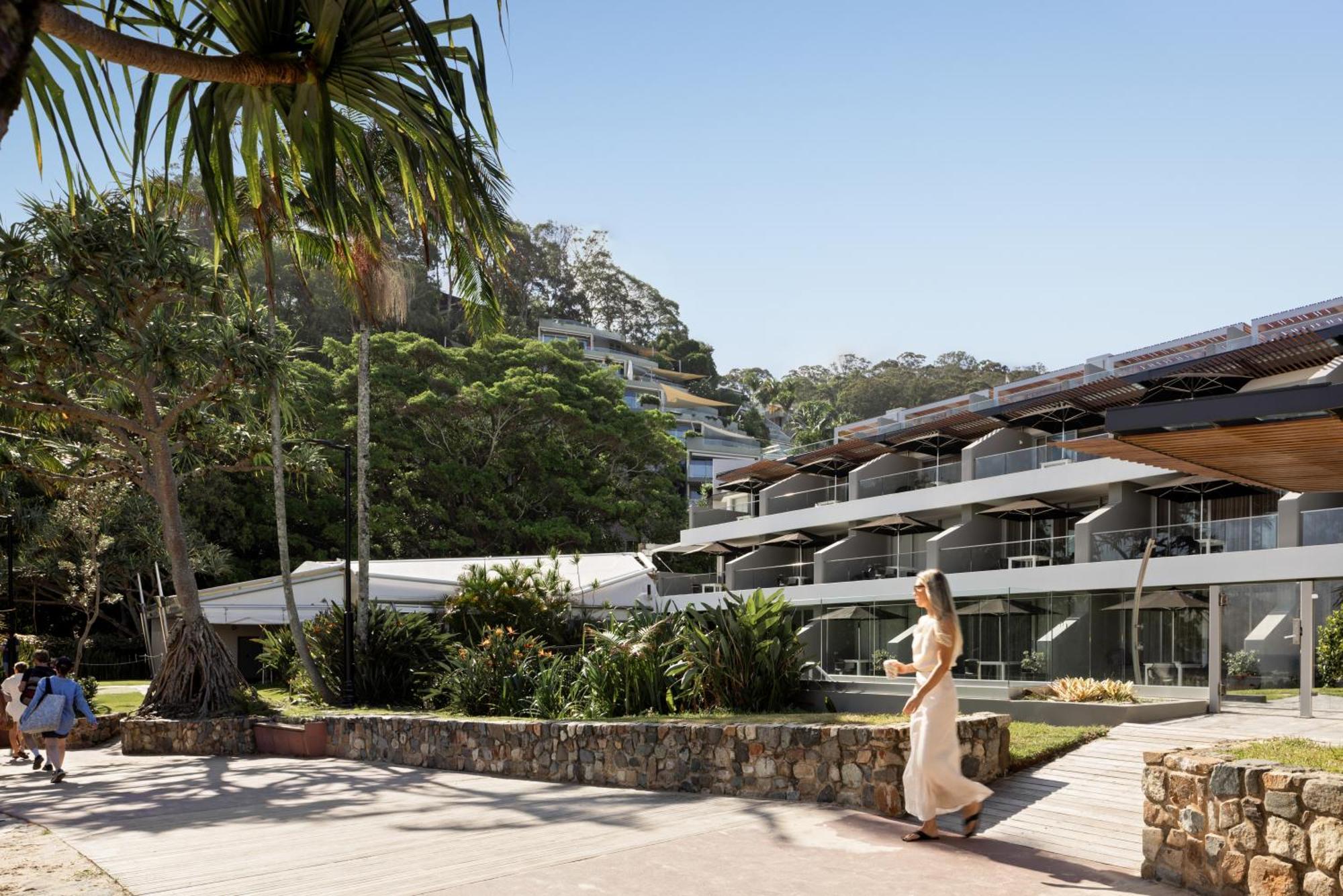 Netanya Noosa Beachfront Resort Kültér fotó