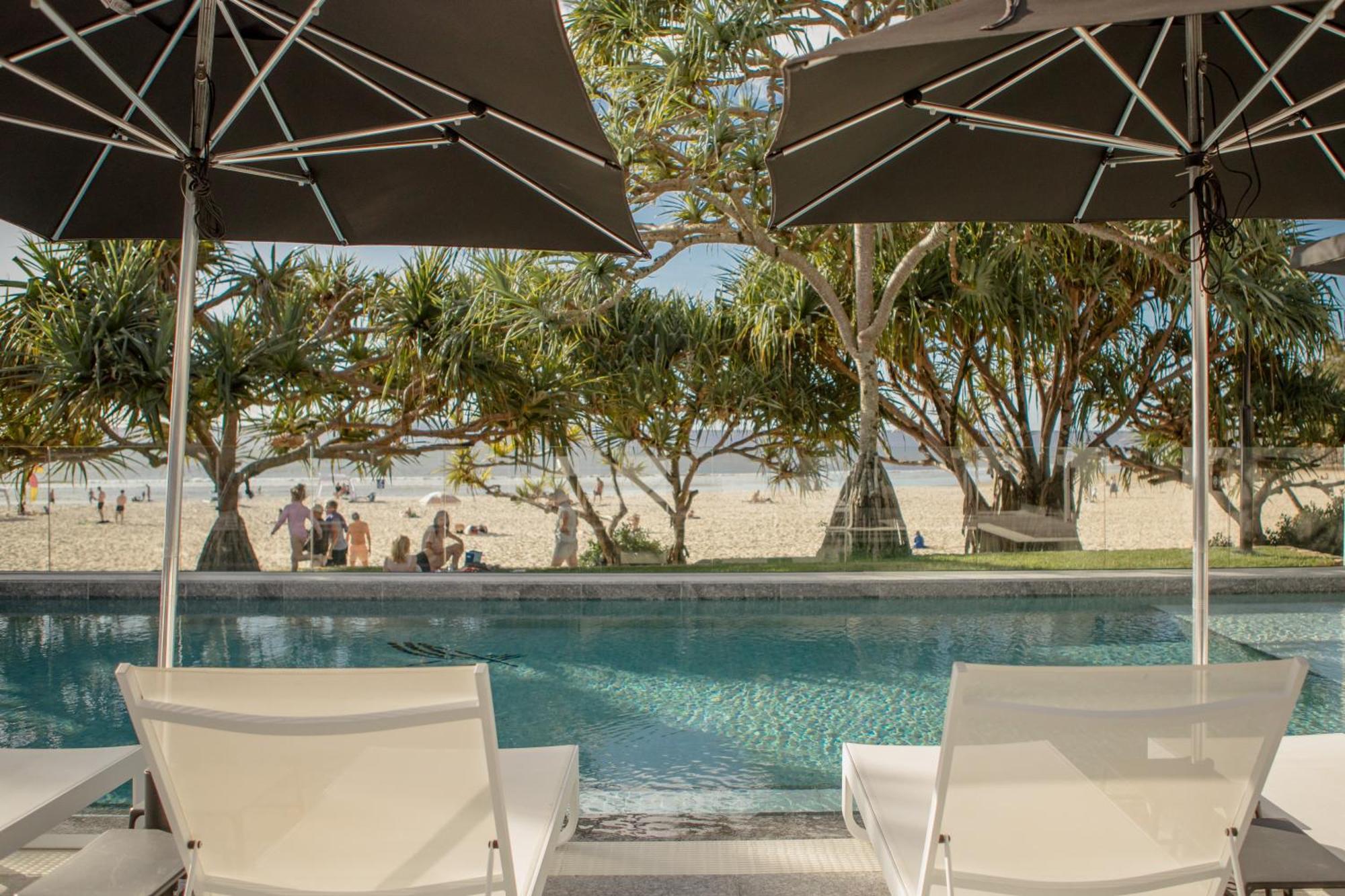 Netanya Noosa Beachfront Resort Kültér fotó