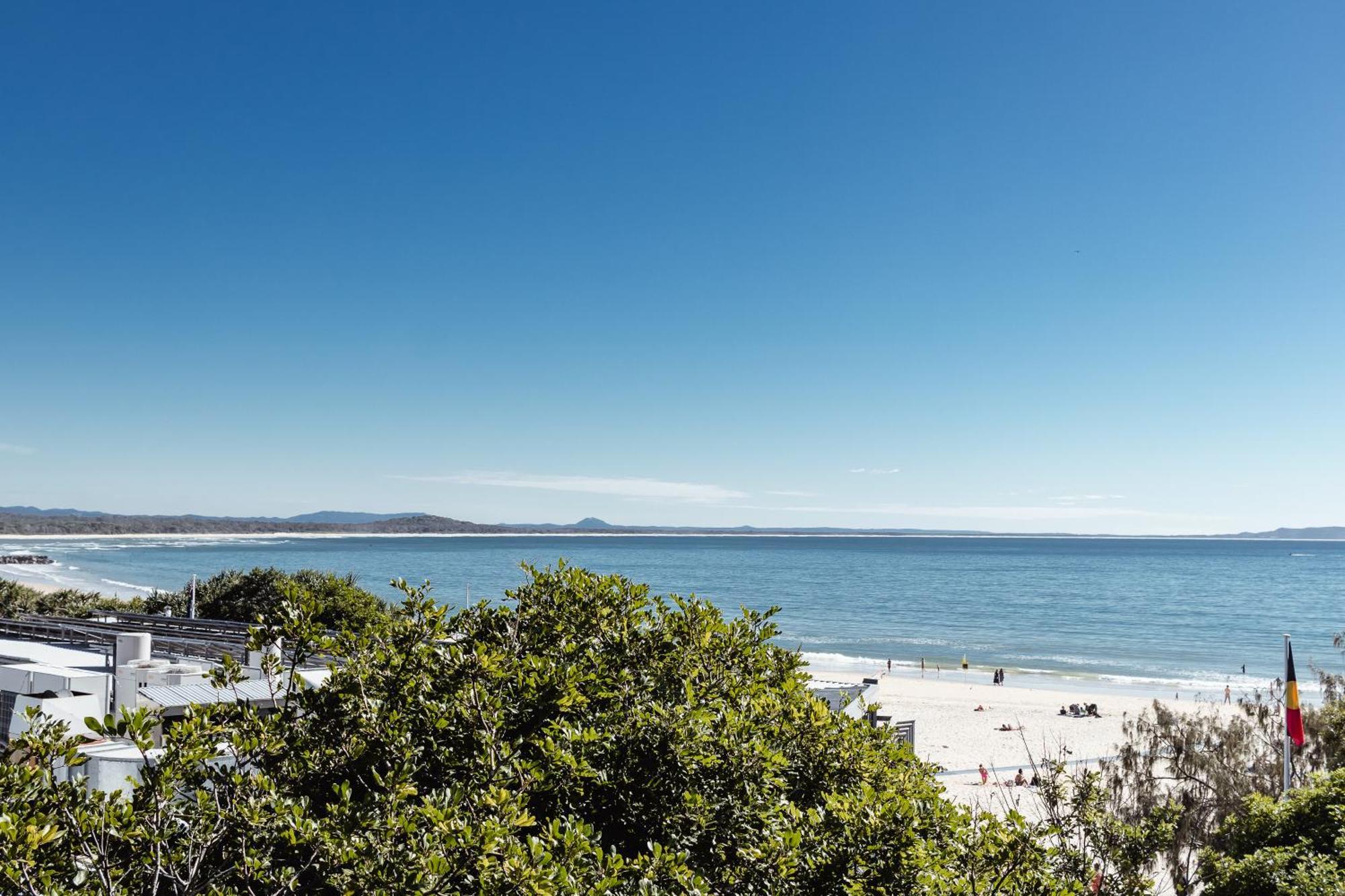 Netanya Noosa Beachfront Resort Kültér fotó